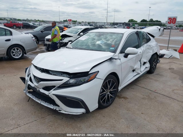Toyota CAMRY SE 2022 4T1G11AK9NU659482 Image 2