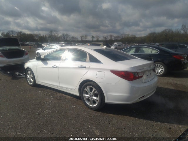 2013 HYUNDAI SONATA LIMITED PZEV VIN: 5NPEC4AC1DH630437