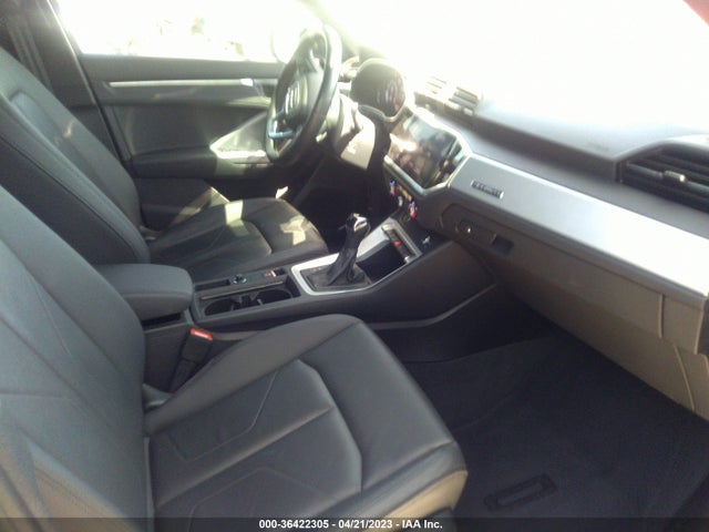 WA1DECF3XM1068421 Audi Q3 S Line Premium