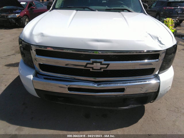 2011 CHEVROLET SILVERADO 1500 LS VIN: 1GCRKREA3BZ423581
