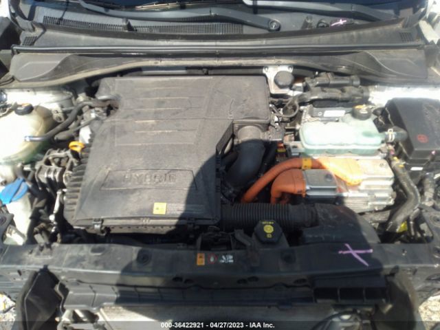 KNDCB3LC0K5301467 KIA NIRO LX