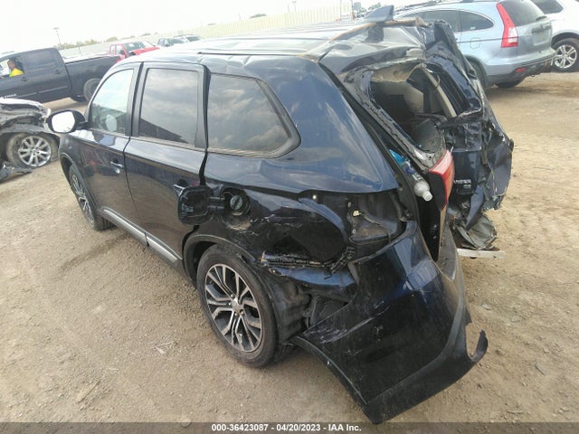 JA4AD3A31HZ051687 Mitsubishi Outlander Se