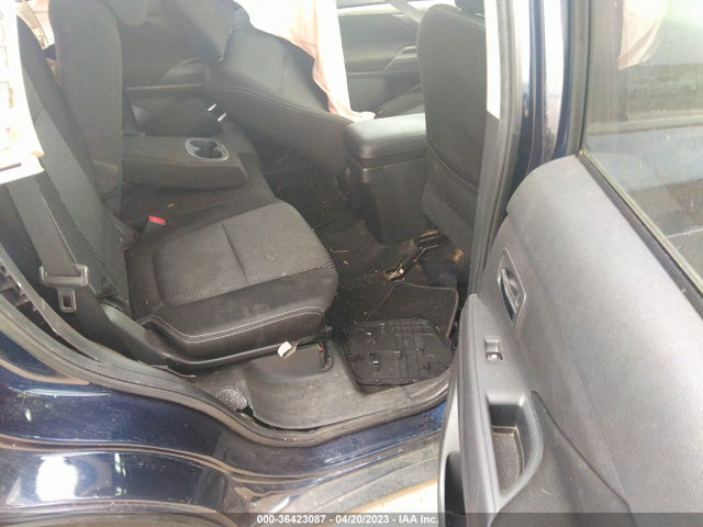 JA4AD3A31HZ051687 Mitsubishi Outlander Se