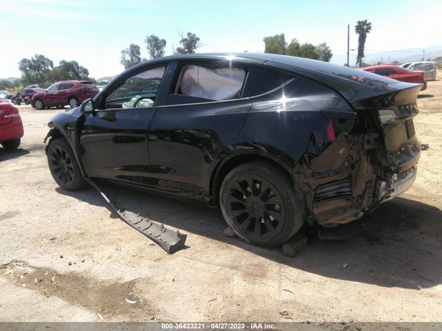 Tesla Model Y Long Range 2021 5YJYGDEE5MF218047 Image 3