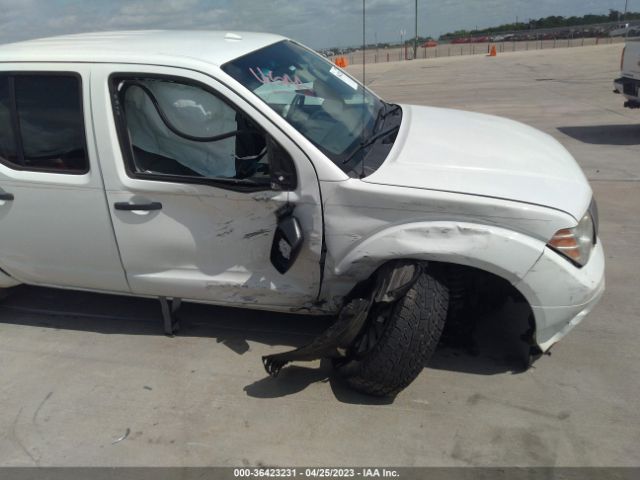 1N6AD0EV3FN733035 Nissan Frontier Sv