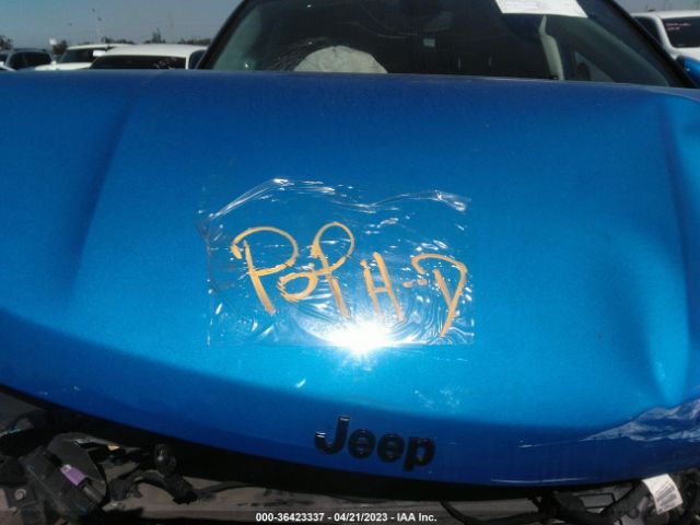 3C4NJCBB3JT438633 Jeep Compass Altitude