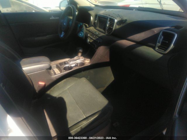 KNDPM3AC8J7484103 KIA Sportage Lx