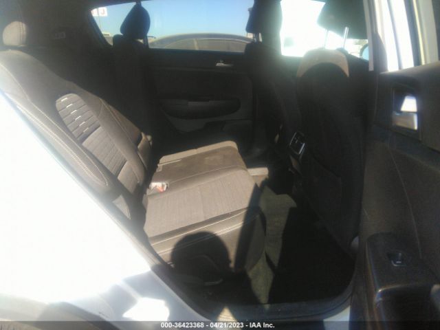 KNDPM3AC8J7484103 KIA Sportage Lx