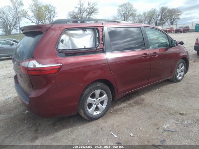 Toyota SIENNA LE 2017 5TDKZ3DC3HS895500 Image 5