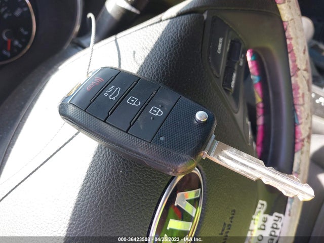 KIA FORTE LX 2018 3KPFL4A76JE271058 Image 11