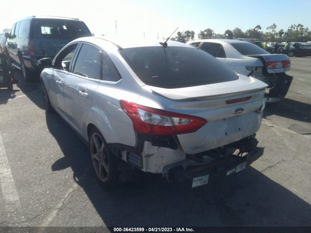 Ford Focus Titanium 2014 1FADP3J24EL118336 Image 5