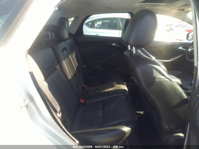 Ford Focus Titanium 2014 1FADP3J24EL118336 Image 10