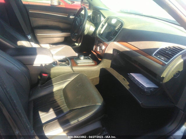 2C3CCAPT6KH556262 Chrysler 300 300c