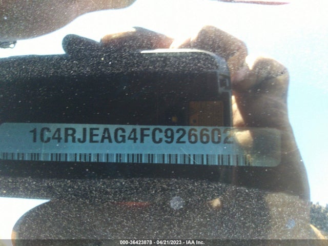 Jeep Grand Cherokee Laredo 2015 1C4RJEAG4FC926602 Image 10