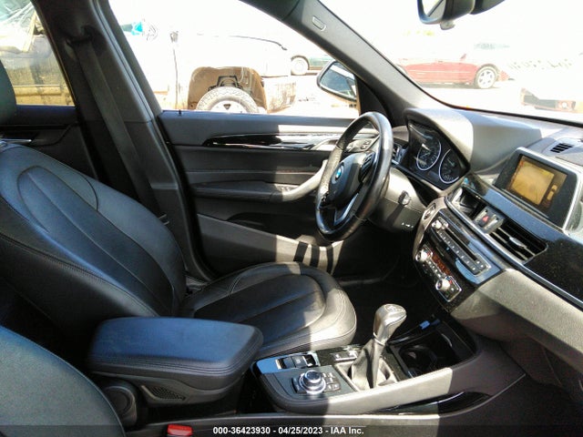 BMW X1 Xdrive28i 2016 WBXHT3C38G5E50192 Image 5