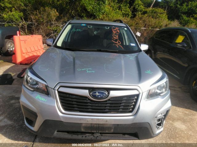 JF2SKAGCXKH480756 Subaru Forester Premium