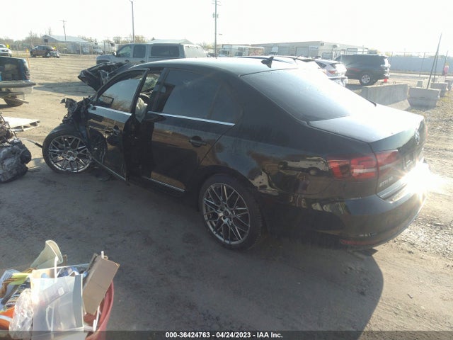 3VWL17AJ0HM402360 Volkswagen Jetta 1.8t Sel