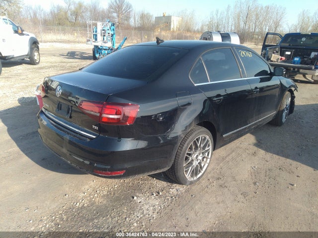 3VWL17AJ0HM402360 Volkswagen Jetta 1.8t Sel