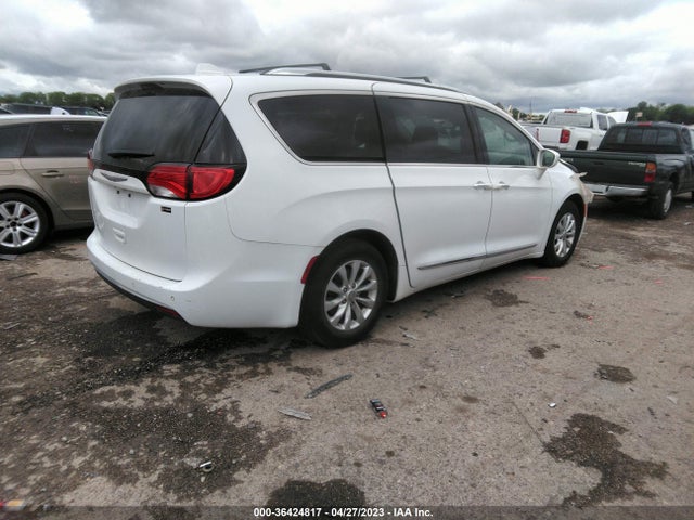 2C4RC1BG3JR113589 Chrysler Pacifica Touring L