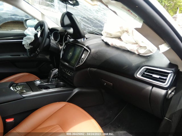2020 Maserati Ghibli, VIN: ZAM57YTA1L1355404