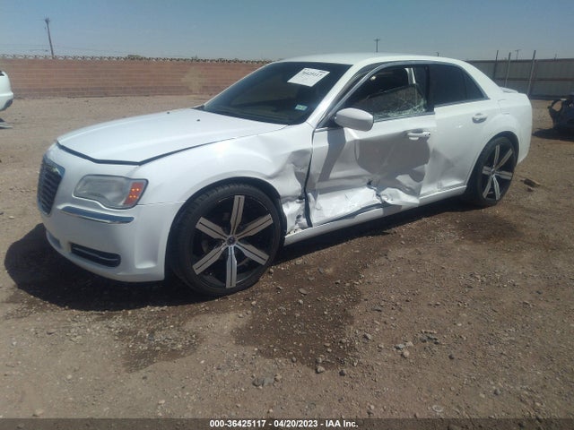 2C3CCAAG5EH182842 Chrysler 300