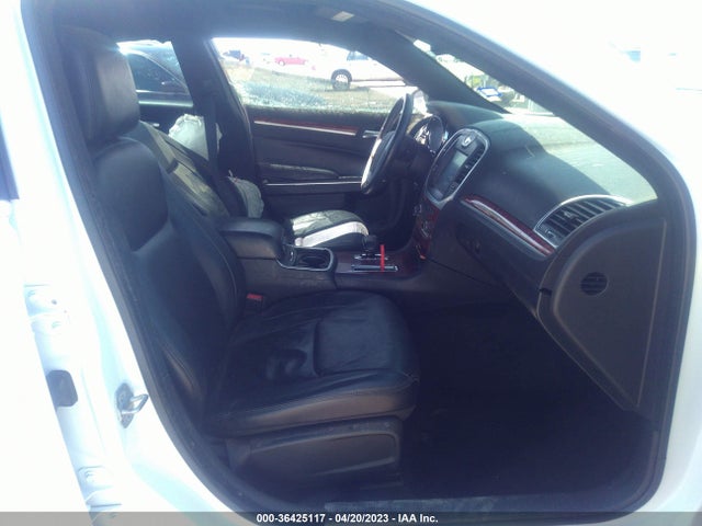 2C3CCAAG5EH182842 Chrysler 300