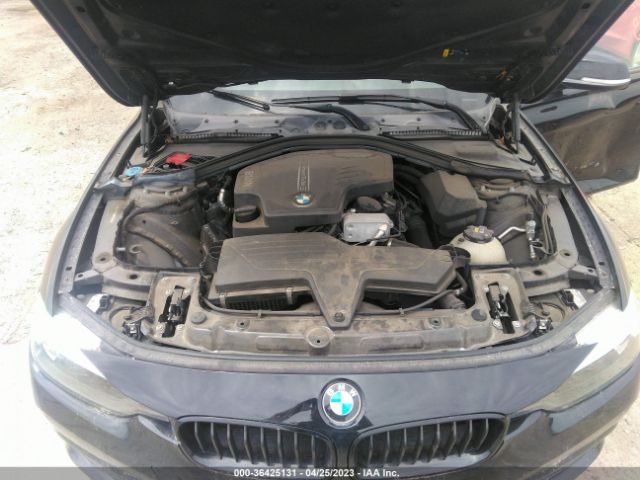 WBA8E1G52HNU15263 BMW 3 Series 320i