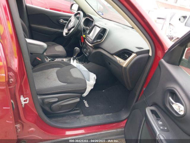 1C4PJLCS9EW106283 Jeep Cherokee Latitude