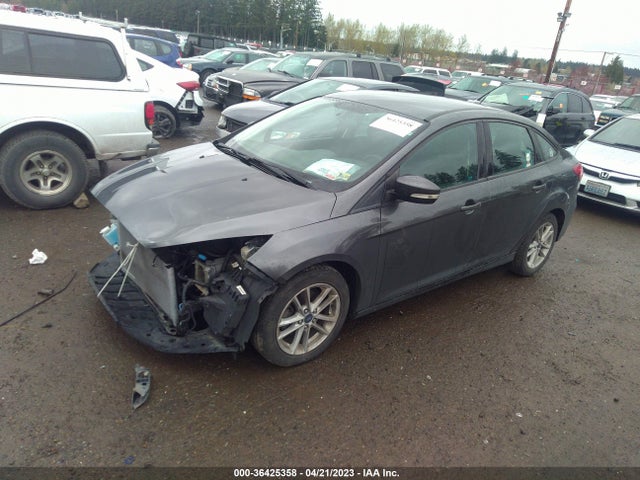 Ford FOCUS SE 2017 1FADP3F20HL302282 Image 2