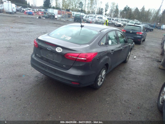 Ford FOCUS SE 2017 1FADP3F20HL302282 Image 4
