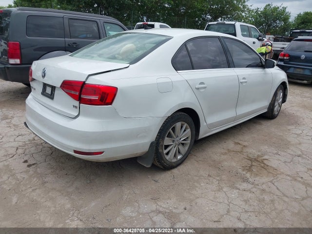 3VWD07AJ8FM256522 Volkswagen Jetta Sedan 1.8t Se W/connectivity