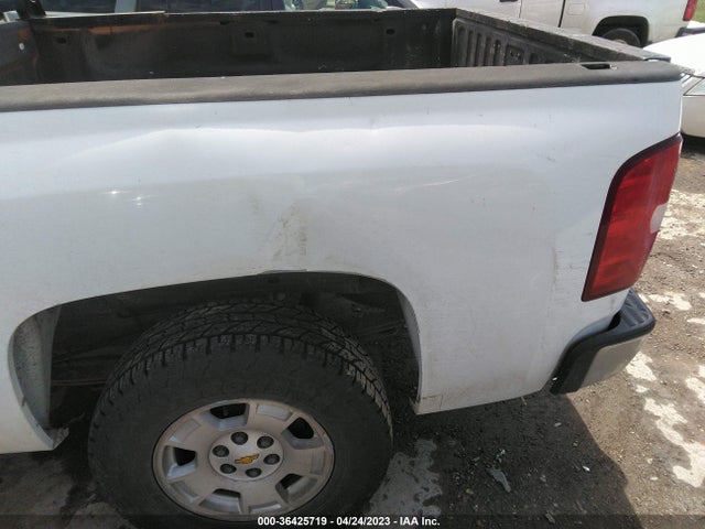 2010 CHEVROLET SILVERADO 1500 LT VIN: 1GCSCSE03AZ204194