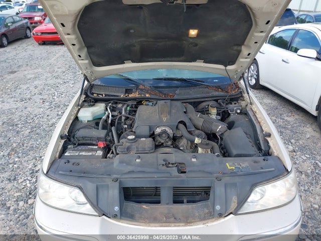 Продажа на аукционе авто 2003 Lincoln Town Car Cartier, vin: 1LNHM83W93Y653577, номер лота: 36425998