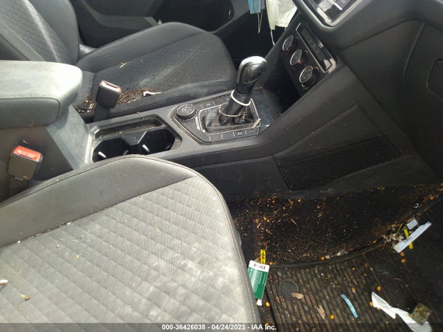 3VV0B7AX8JM133040 Volkswagen TIGUAN S