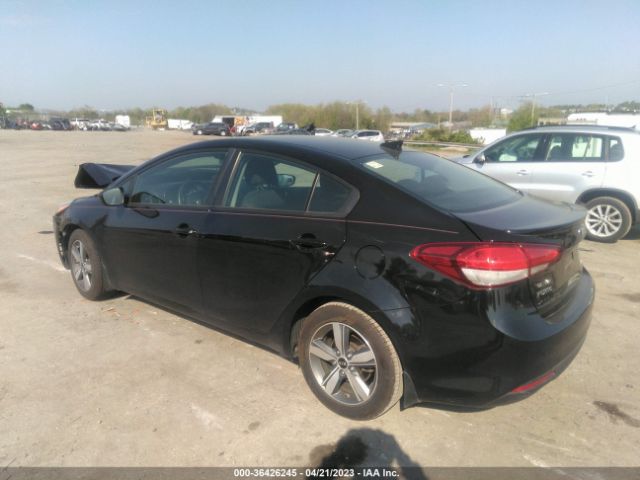 3KPFL4A73JE243086 KIA FORTE S