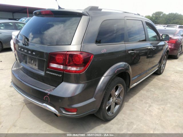 3C4PDCGB6FT745634 Dodge Journey Crossroad