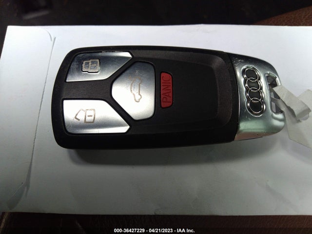 WA1BNAFY3J2038187 Audi Q5 Premium Plus