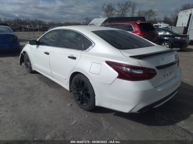 1N4AL3AP1HC221700 Nissan Altima 2.5 Sr