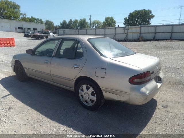 1995 NISSAN ALTIMA XE/GXE/SE/GLE VIN: 1N4BU31D8SC243899