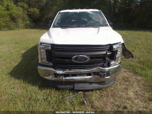 2019 Ford F-450, VIN: 1FD0W4HTXKEF60324