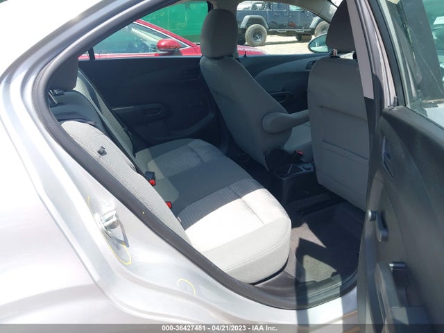 Chevrolet SONIC LS 2020 1G1JB5SB8L4143729 Image 8