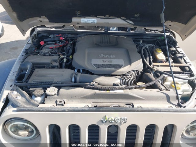 1C4BJWFG8GL292244 Jeep Wrangler Unlimited Rubicon
