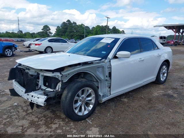 2C3CCAAGXFH749208 Chrysler 300 Limited