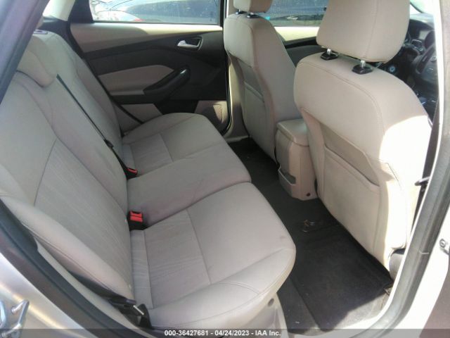 1FADP3K24HL259037 Ford FOCUS SE