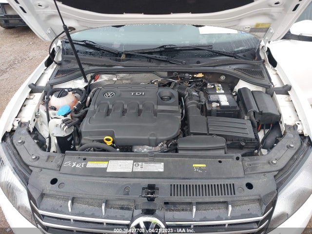 1VWBV7A33FC077624 Volkswagen Passat 2.0l Tdi Se W/sunroof