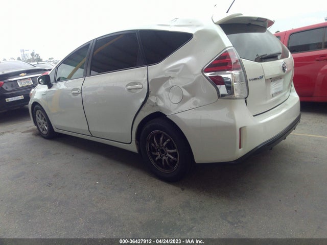 Toyota Prius V Two/five/three/four 2015 JTDZN3EU4FJ039294 Image 3