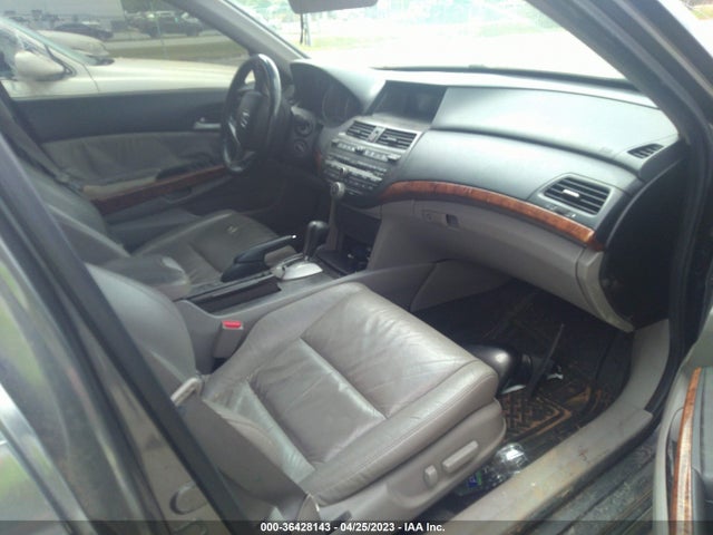 2011 HONDA ACCORD SDN EX-L VIN: 5KBCP3F83BB003620