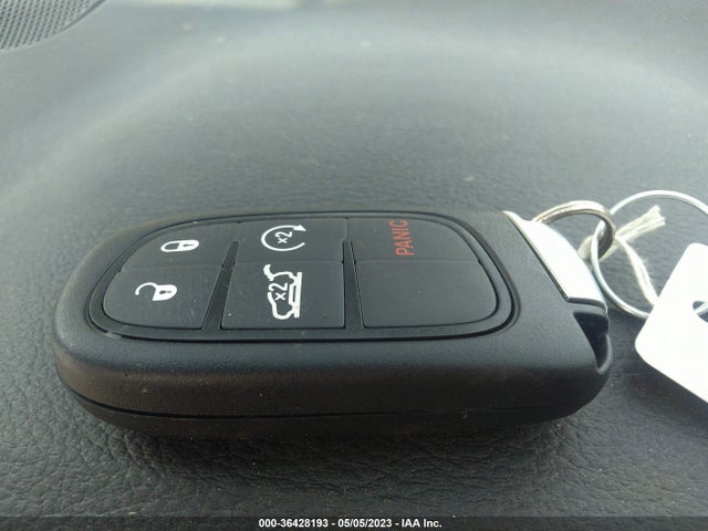 1C4PJLMX1ND508952 Jeep Cherokee Latitude Lux