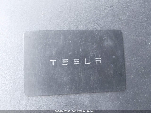 Tesla Model Y Long Range 2022 7SAYGDEE0NF361556 Image 3