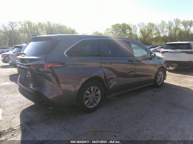 Toyota SIENNA LE 2022 5TDKRKEC3NS127732 Image 5